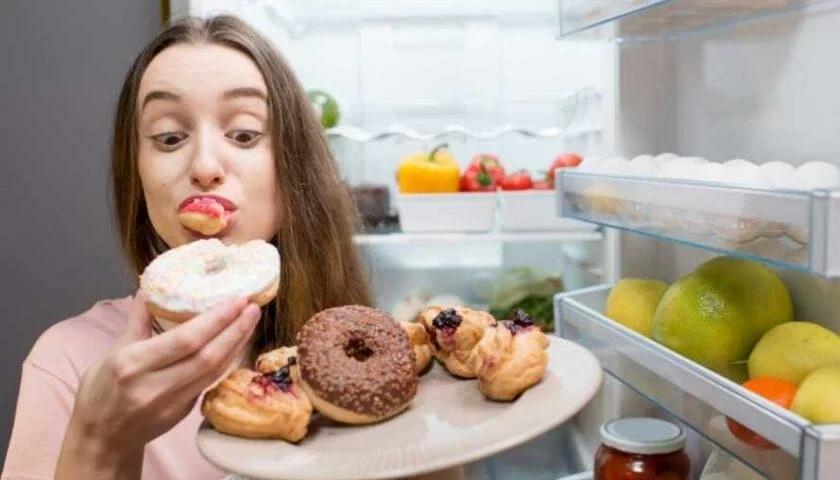 Как прятать вредную еду тем, кто сидит на диете