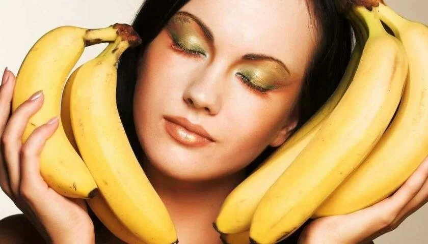 Бананово-йогуртная маска для идеально гладкой кожи лица