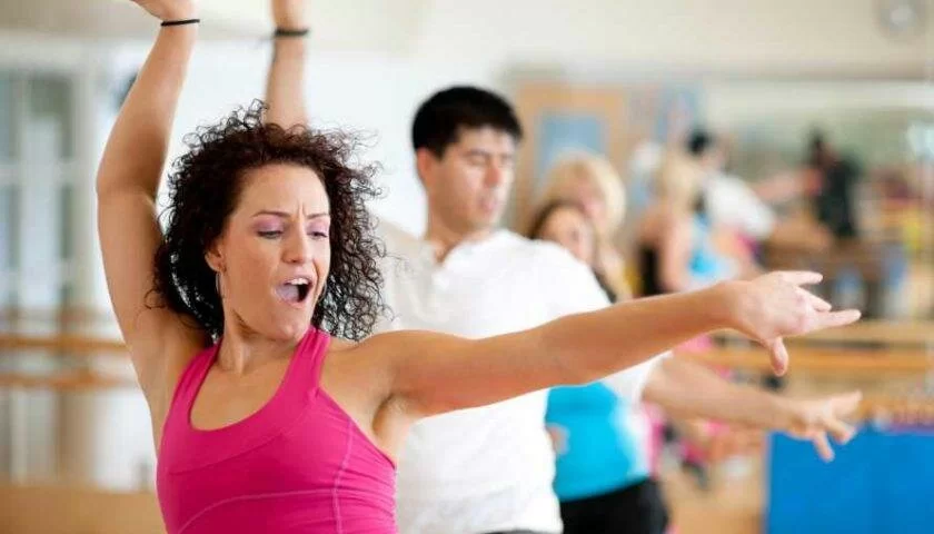Как избавиться от лишнего веса записавшись на курсы танцев
