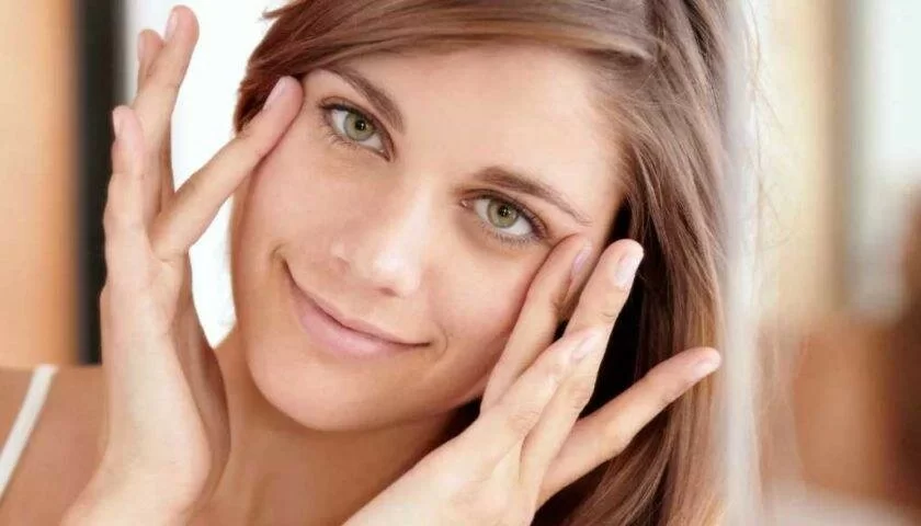 Как добиться сияющей кожи лица в домашних условиях: 5 средств красоты из того, что под рукой