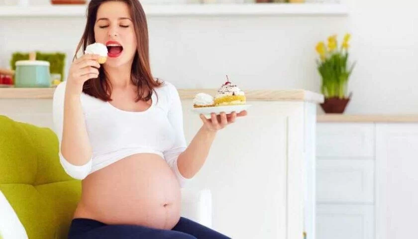 ﻿Почему появляется лишний вес при беременности и как от него избавиться